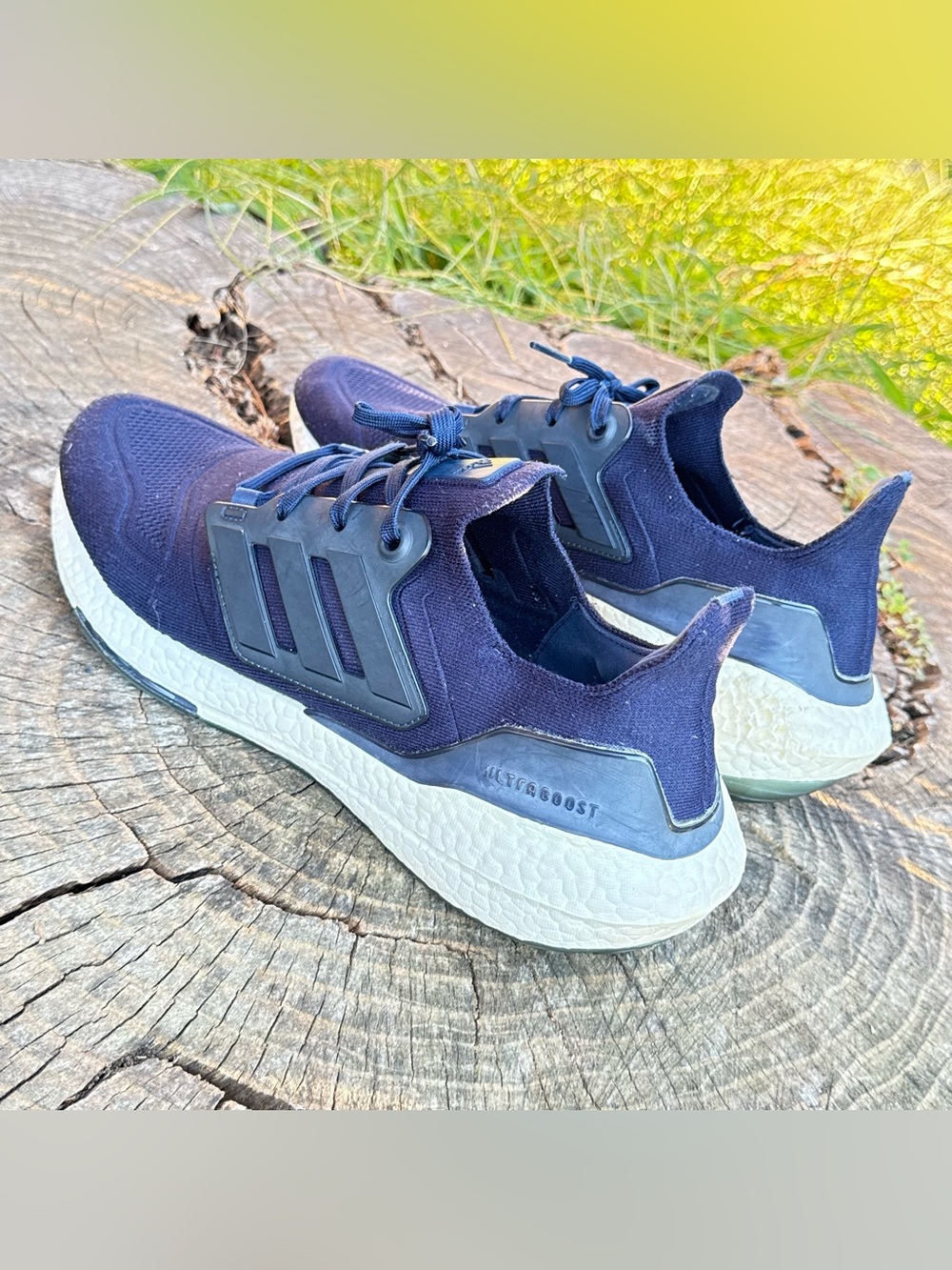 adidas Women's UltraBoost 22 Shoes Navy Blue White Shoe Sneaker Size 8 US GX5593
